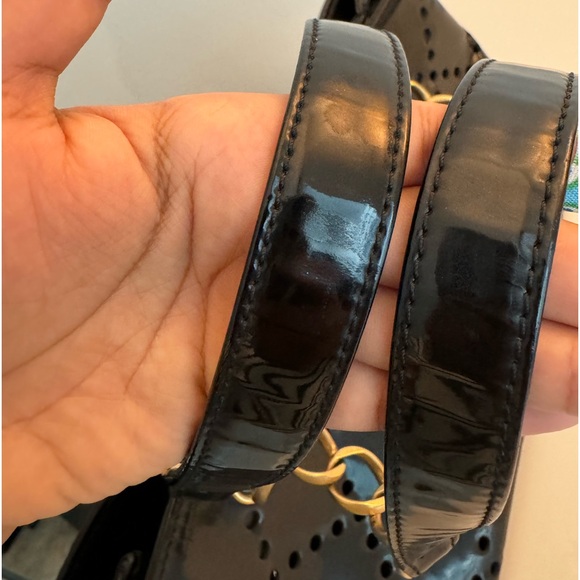 CHANEL Perforated Black Patent Leather Small Shoulder Bag in Very Good Condition - Picture 10 of 17